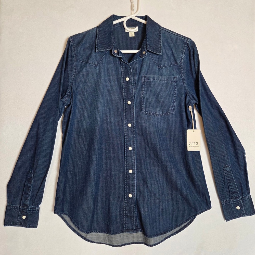 a.n.a Denim Shirt Women Small Dark Wash Western‎ Pearl Snap Organic Cotton NWT - Picture 2 of 8